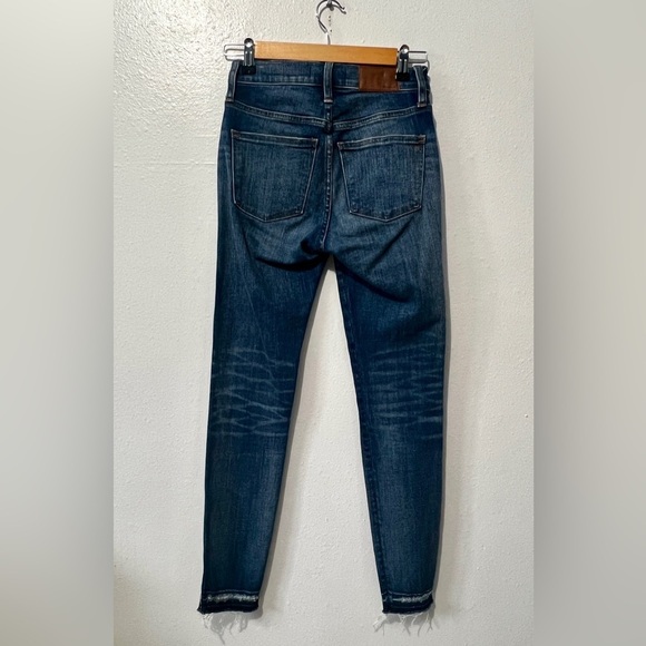 Madewell 9" High-Rise Distressed Skinny Jean - Size 24 - Picture 7 of 13